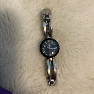 Timex Silver Bracelet Watch Needs Battery